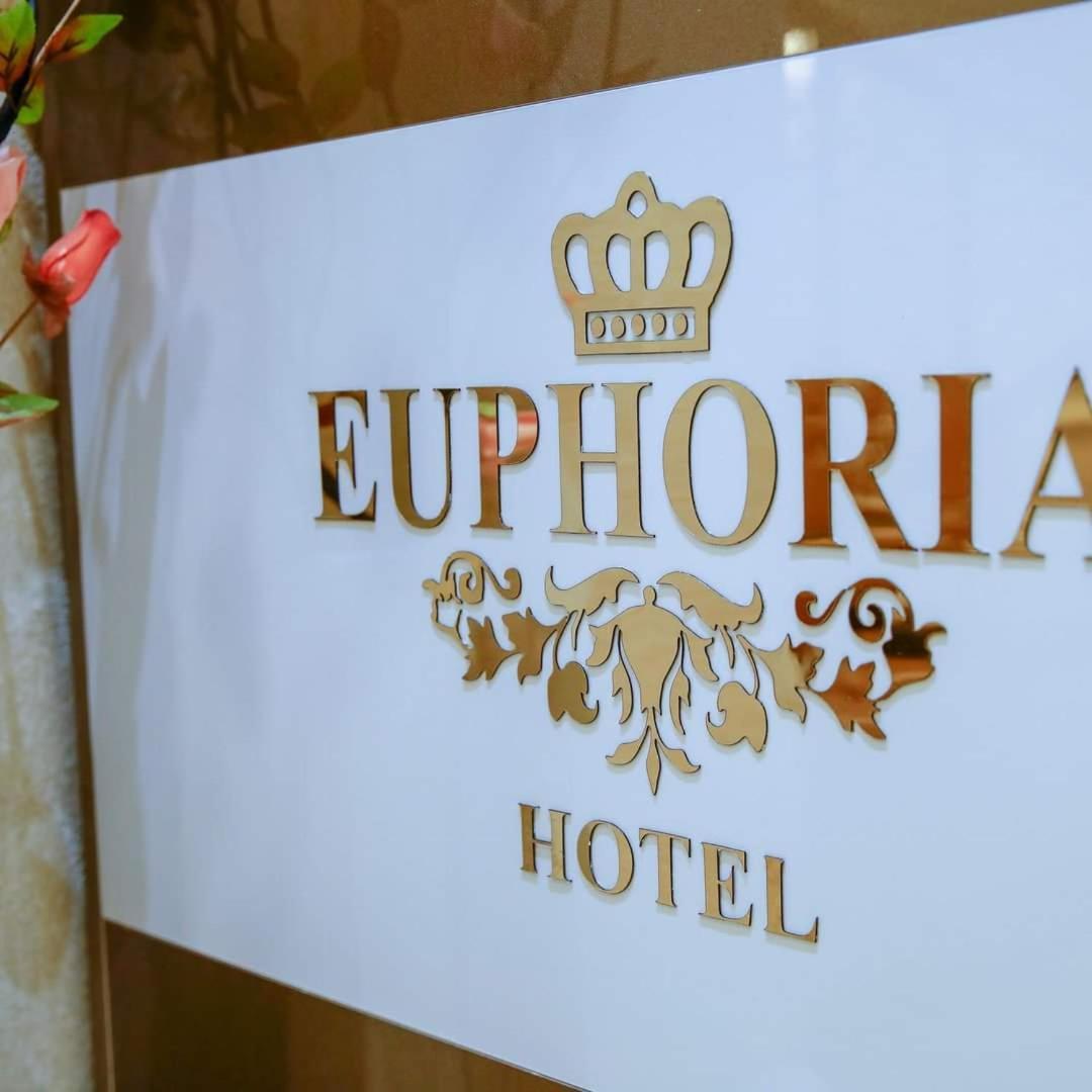A Pousada Euphoria Mariam Tbilisi Exterior foto