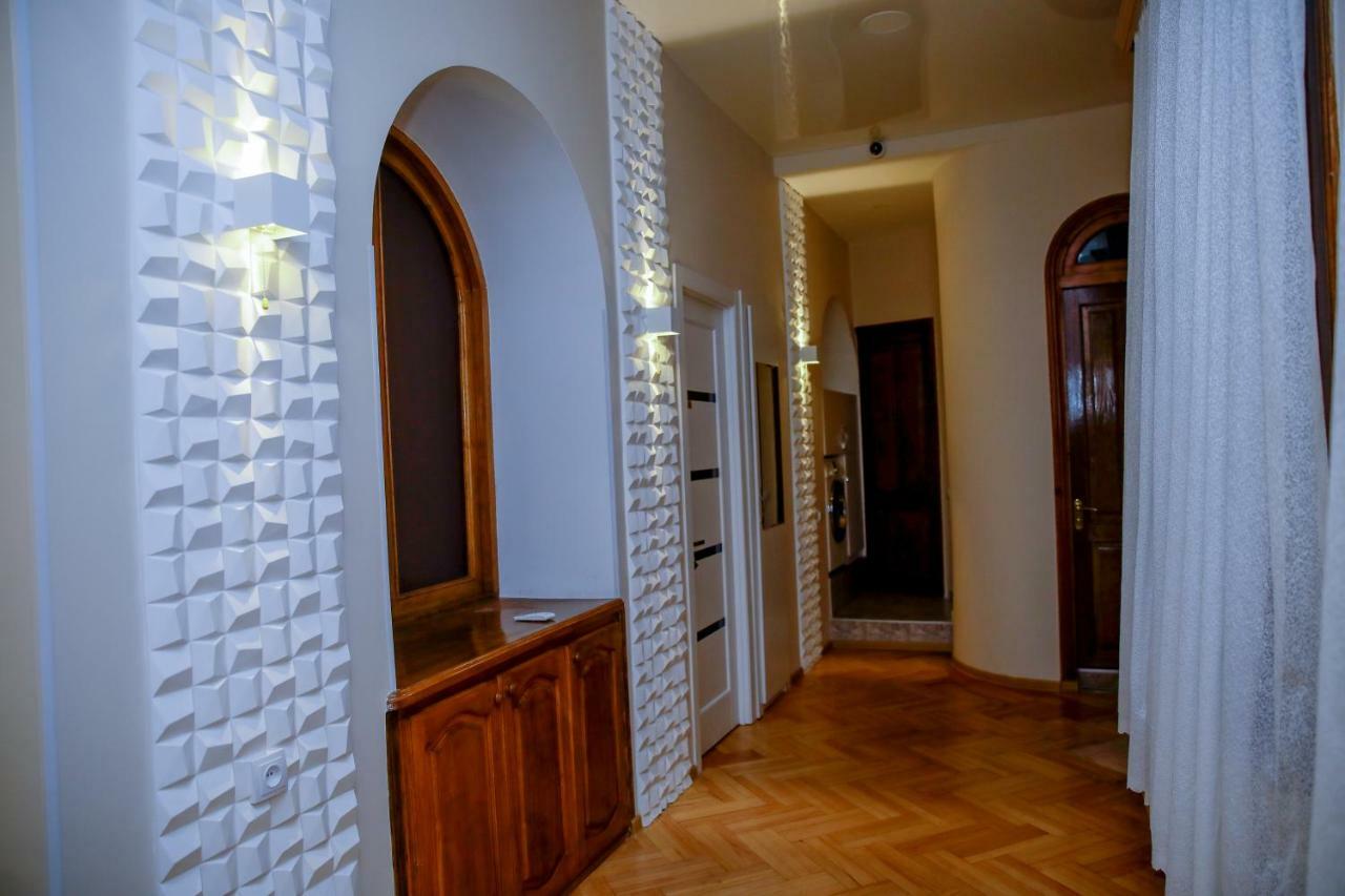 A Pousada Euphoria Mariam Tbilisi Exterior foto